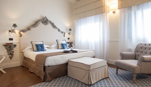 Junior Room