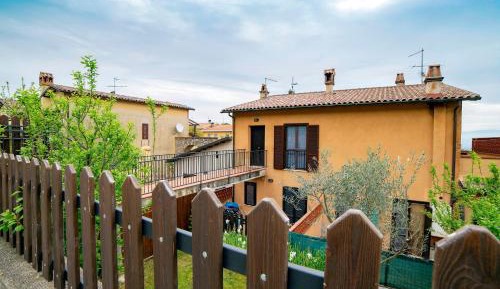 One-Bedroom Apartment with Garden View