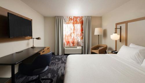 King Room with Bathtub - Mobility Access