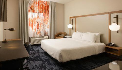 King Room - Hearing Accessible