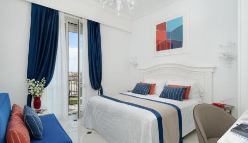Prestige Double Room with Partial Sea View and Balcony