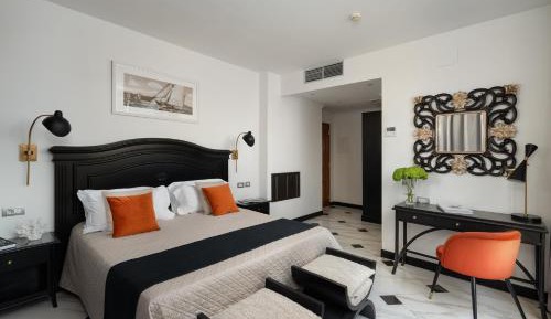 Panoramic Double or Twin Room with Sea View