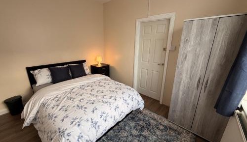 Double Room with Private External Bathroom