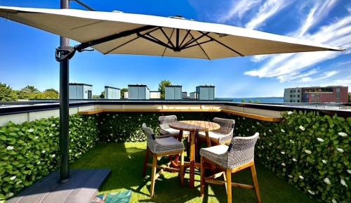 Two-Bedroom Apartment with Terrace
