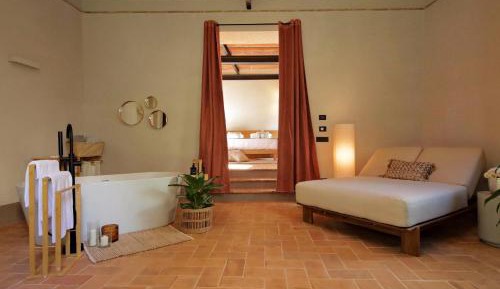 Suite with Garden View