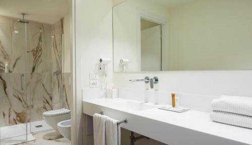 Junior Suite with Valley View - No Elevator