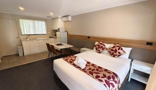 One-Bedroom Apartment (4 Adults)