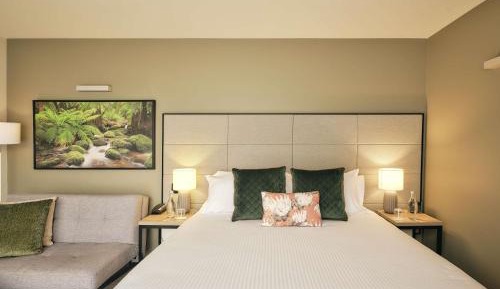 Superior King Room with Sofabed