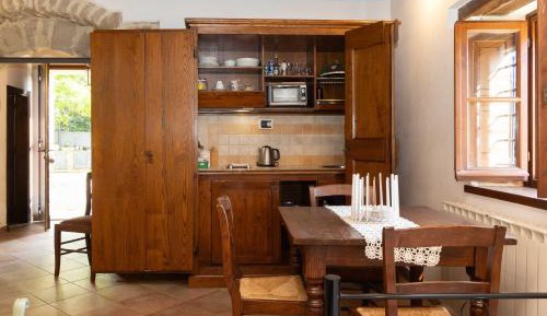 Studio Apartment with One Double Bed