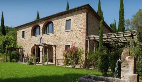 Six-Bedroom Villa 