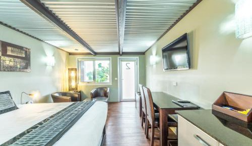 Executive King Room