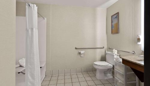 King Room - Accessible/Non-Smoking