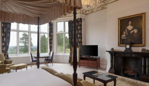 Superior King Suite with Four Poster Bed