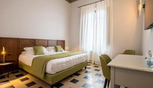 Superior Single Room