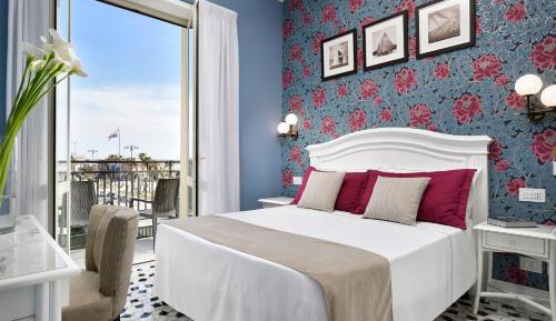 Double or Twin Room with Partial Sea View and Balcony