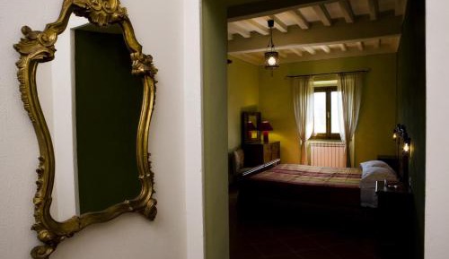 Double or Twin Room with Private Bathroom