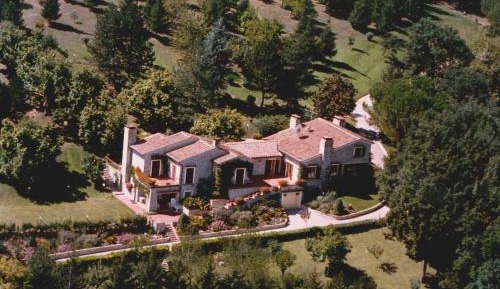 Six-Bedroom House