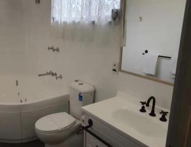 Luxury Studio with Spa Bath