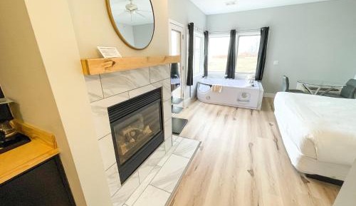 King Room with Lake View