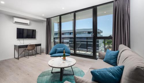One Bedroom Apartment