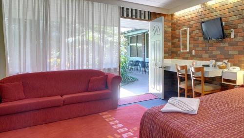 Executive Queen Room