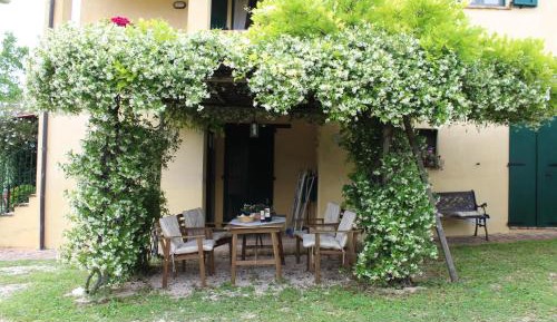 One-Bedroom Apartment (3 Adults)