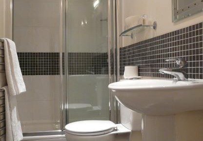1 Double Bed Non-Smoking Small Room 