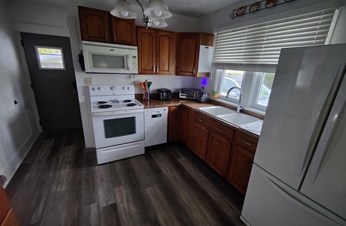 Battle Creek House | Exactly what you need right now!