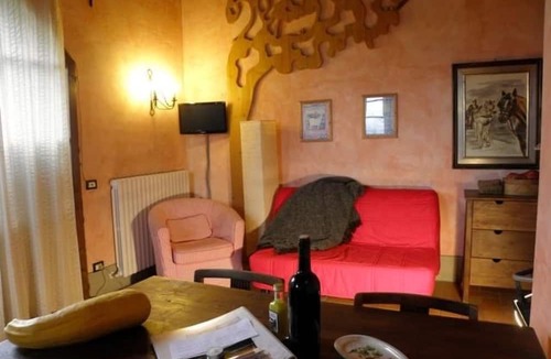 Monteleone d'Orvieto Apartment | mit hoher Decke in der Wohnküche und eigener Laube by Interhome