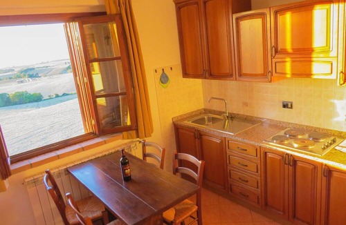 Pomaia Apartment | "Pieve pomaia 32" mit Pool by Interhome