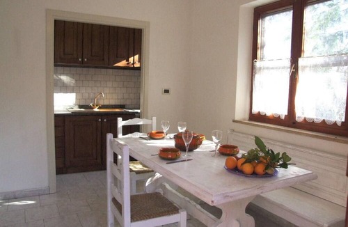 Val Canina Apartment | Wohnung 'Pink Holly' mit Terrasse by Interhome