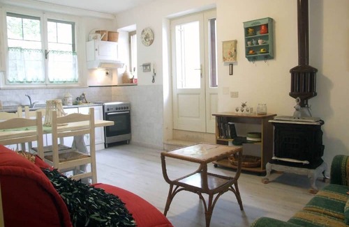 Val Canina Apartment | Rosa Peonia' Wohnung mit Terrasse by Interhome
