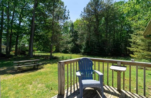 Oscoda Cabin | Cozy Cabin Getaway in Iosco County