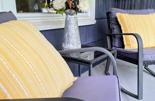 Perrysburg House | Cozy Perrysburg Retreat.Your Tranquil Downtown Escape