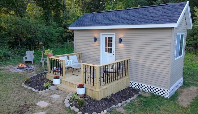 Cozy Tiny House near Hillsdale College